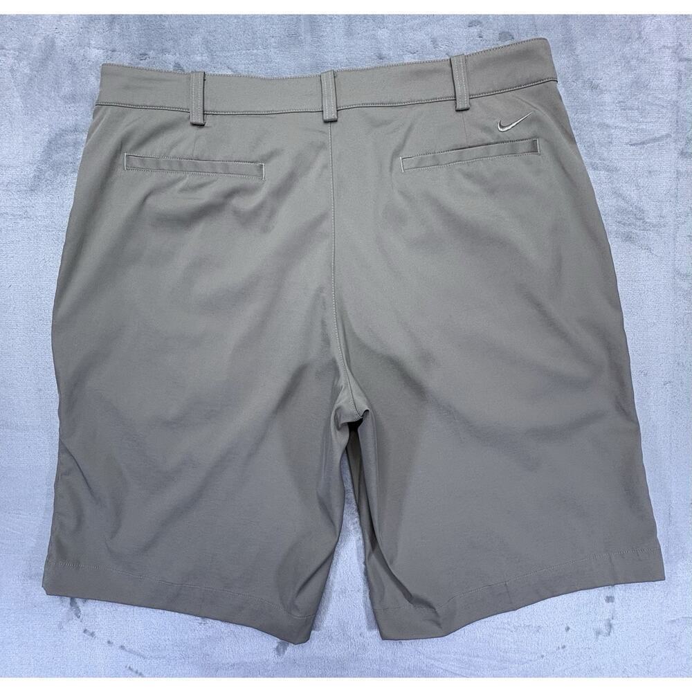 Nike Golf Tour Performance Dri-Fit Shorts Men’s Size 36 Khaki – Good Condition - Picture 2 of 7